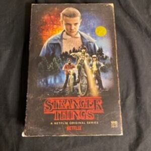Netflix Stranger Things Season 1 DVD Set